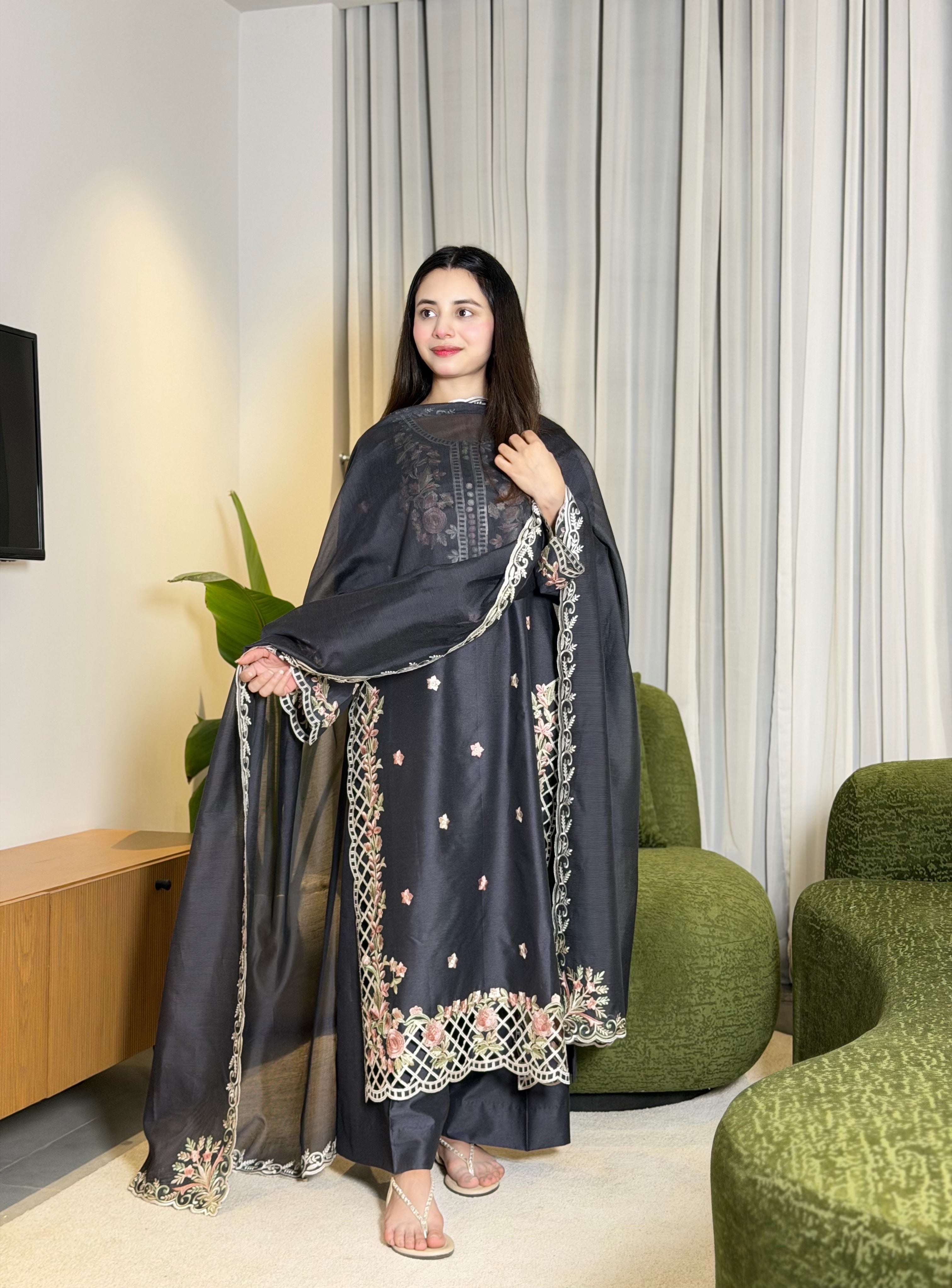 Blooming In Subtitles Elegance 3pc