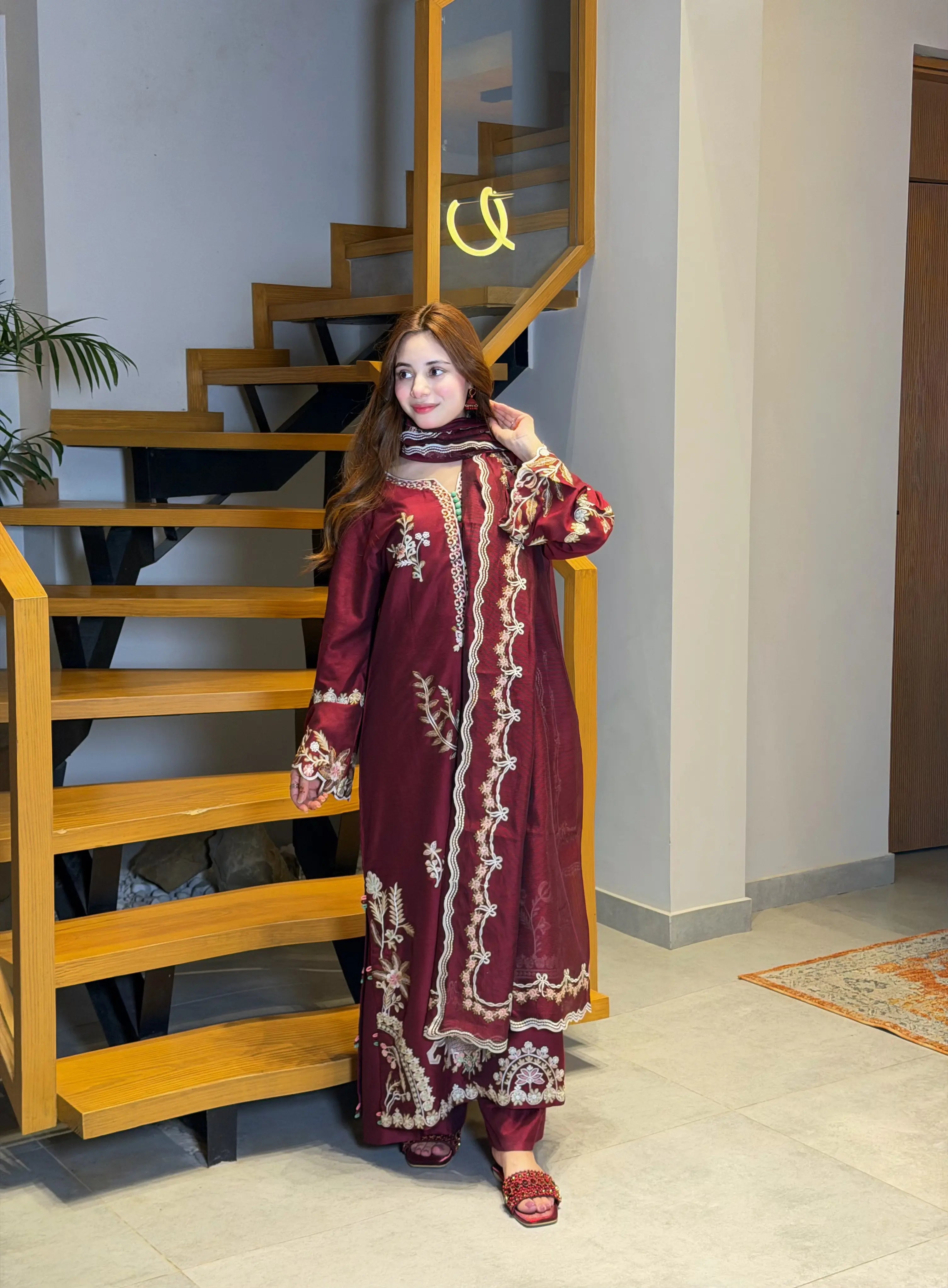 Mehroon maroon elegant kaftan dress online Pakistan