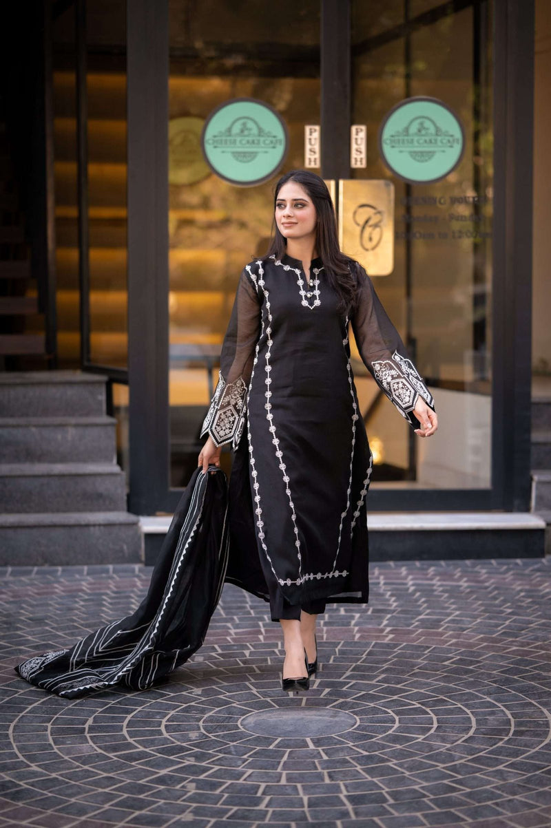Effortlessly chic: Black Khaadi net 3 piece unstitched RivaajFashion