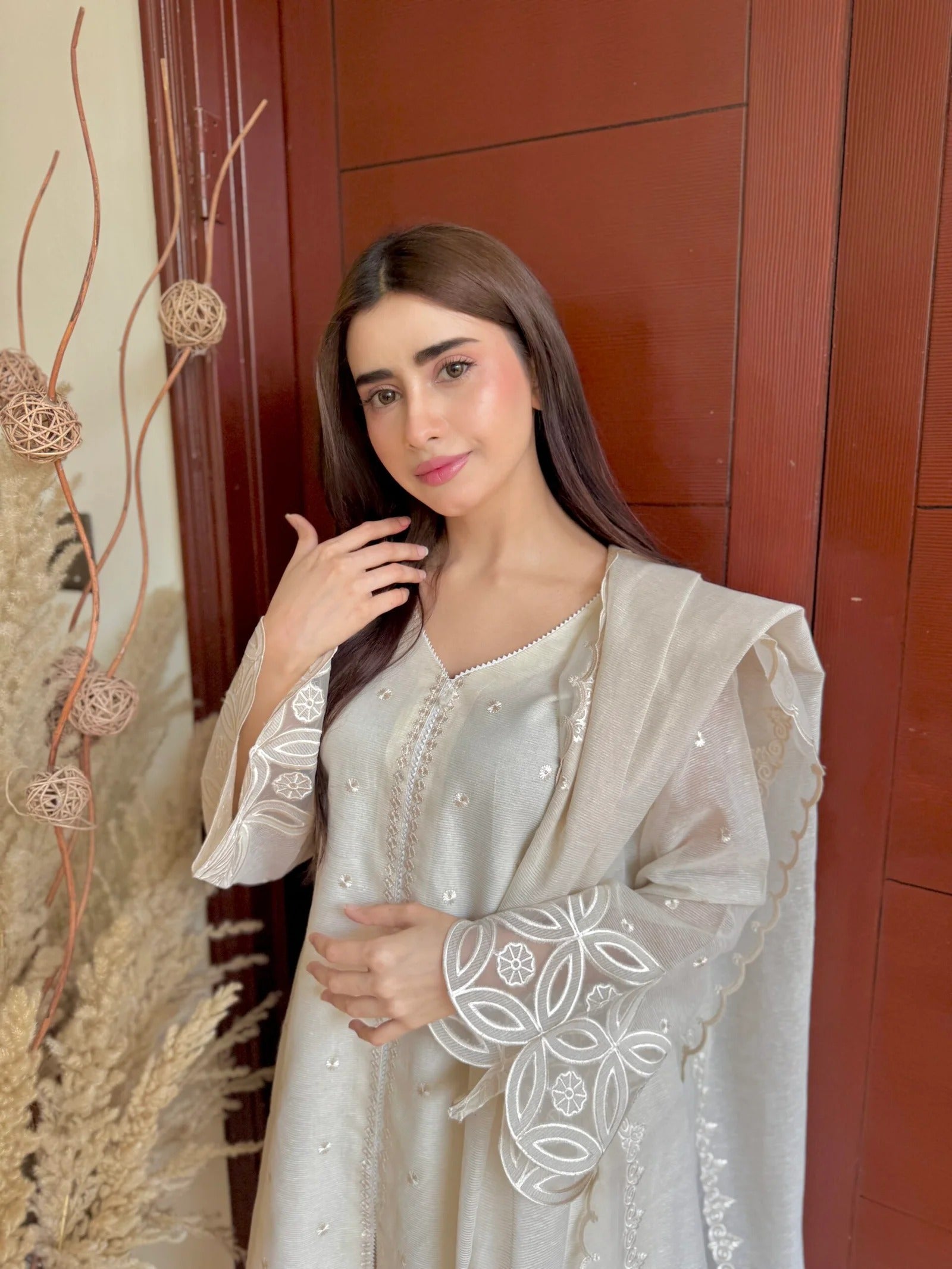 White Beauty STITCHED